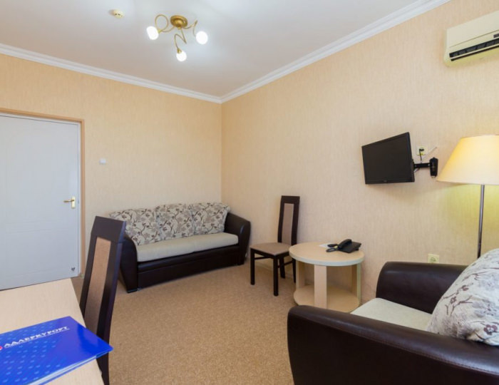 2-местное 2-комн. люкс, корп. &quot;Коралл&quot; - СКК «Адлеркурорт» (корпус «Коралл»)