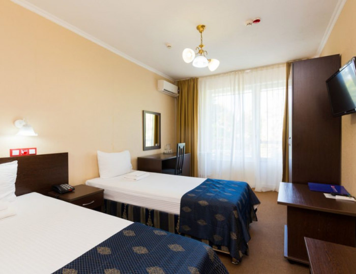 Номер категории «Доступная среда» - СКК «Адлеркурорт» (корпус «Коралл»)